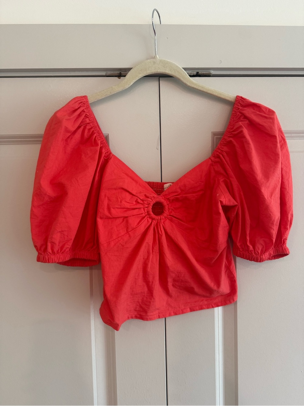 Red Puff Sleeve Crop Top with Center Ring Accent